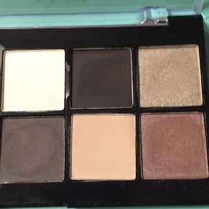 NYX Makeup - Nyx Gloomy Days Palette NYX Makeup - Nyx Gloomy Days Palette